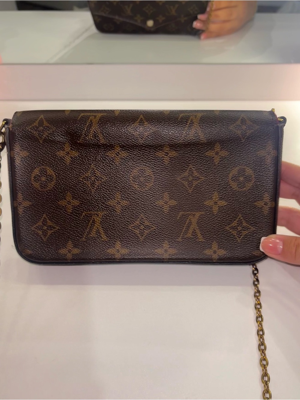 Louis Vuitton Monogram Felicie Pochette Crossbody Wallet - Picture 6 of 9